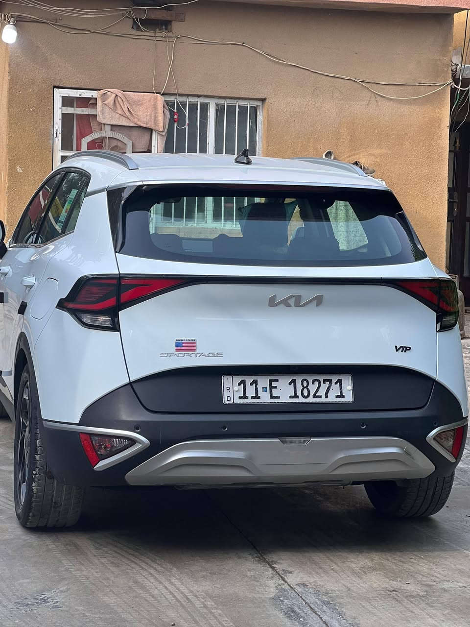 اللهم صل على محمد 
كيا سبورتج 2024 وكالة الدولية 
رقم بغداد كفالة عامة
مواصفات 
بصمة تشغيل عن 
جام يصعد وينزل بالبصمة 
كراسي ٢ كهرباء 
كراسي تدفئة 
ستيرن تدفئة 
تحكم ستيرن جهتين وحاكية 
تبريد قطعتين 
شاحن وايرلس لاسلكي
بروجكتر
مري شفط 
ويل كبير
ماشية 40 ✅️
سعر ٢٢٥ وبيها مجال للطيبين 
للتواصل/***********
