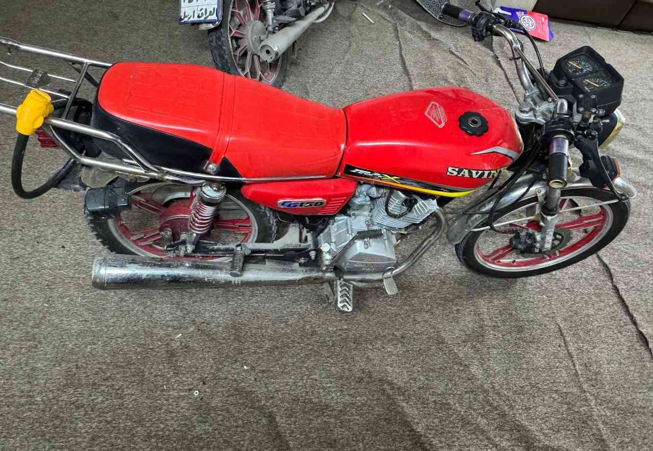 سلام عليكم دراجه البيع سافان فقط منفيس سعر 400 بي مجال واتساب ***********
