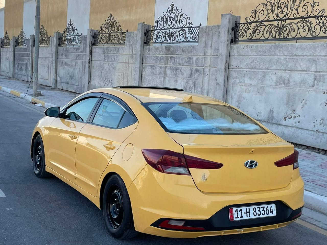 السلام عليكم للبيع هونداي النترا مديل 2019 وارد امريكي حادثه جاملغ خلفي فقط والباقي مكفول كله ليبل وحد موصفات فول موصفات فتحه بصمه شاشه كامره دوره تحكم رادار امامي جانبي تحديد مساره توقف ذاتي كير AT مكينه 2000 دوش سنويه لغاية 2030مصفره هيه وغرمات السياره جديده حيل وجاهزه واي نقص مابيه كير مكينه مكفولات حداديه تخم تاير تدفه تبريد ثلج السعر 123لاستفسار اكثر لاتصل على الرقم *********** مكان السيارة كربلاء مكلف بل نشر
