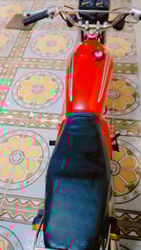 دراجه أيراني  البيع  اوراق موديل  19  سعر 800 وبيها مجال الاشراي الاست...