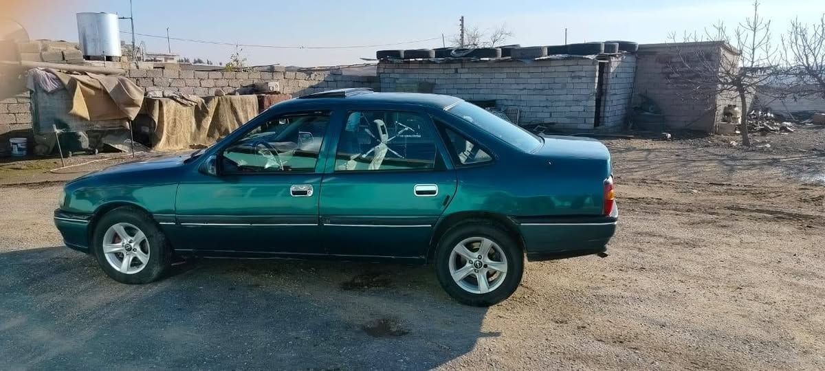 فكتره للبيع موديل 1995حجم18رقم نينوئ جديد كاربون بانزين بيه معمره جديد رايمن باتري جديد تواير زوج جديد زوج نص مصبوقه جماليه السعر35وبيه مجال***********
