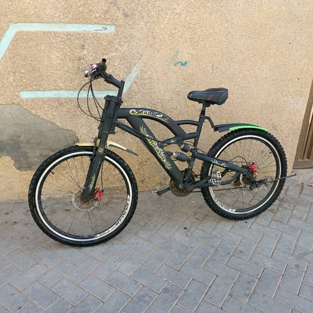 السعر 90 وبيه مجال 
الواتساب ***********
