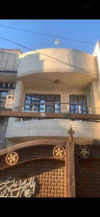 للبيع بيت في شارع فلسطين المساحه ١٠٠ متر خلف النادي التركماني واجهه ٤ ...
