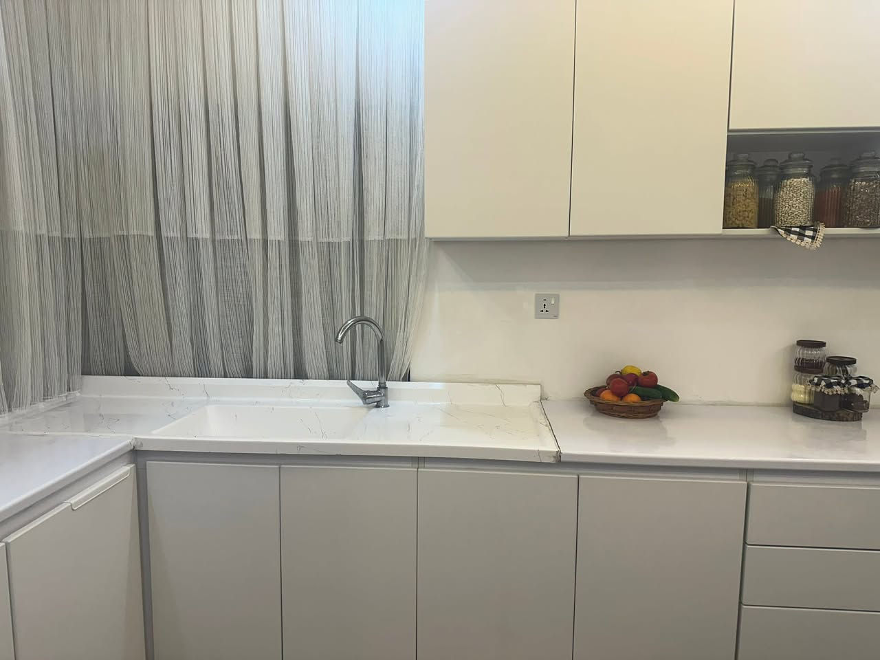 ماشاللەچیم بۆهیناوی  کەوانتەری باڵۆن پریس
سنگەکەی  180سم   کەوننتەرەکە 4مەترئەبیت
نرخی 550هەزار سلیمانی.......


**إذا كنت صاحب هذا الإعلان وتريد حذفه لأي سبب، رجاءا أرسل رسالة إلى الدعم الفني**