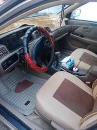وبركاته كامري موديل 2000  للبيع صبغ عام جماليه السعر  80$ وبيه مجال بس...