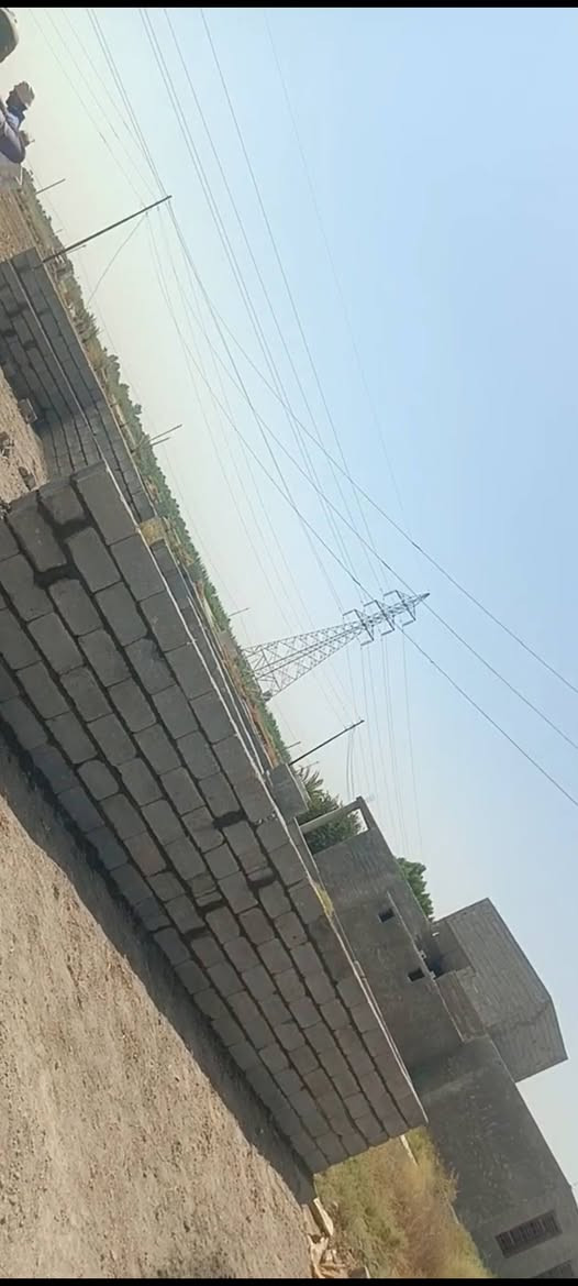 السلام عليكم خلفه بناء بلوك ***********
