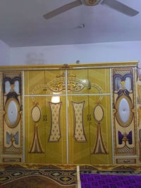 غرفة نوم خشب عراقي تصميم تركي مستملة نضيفة سعر 650 رقم واتساب 07776674...