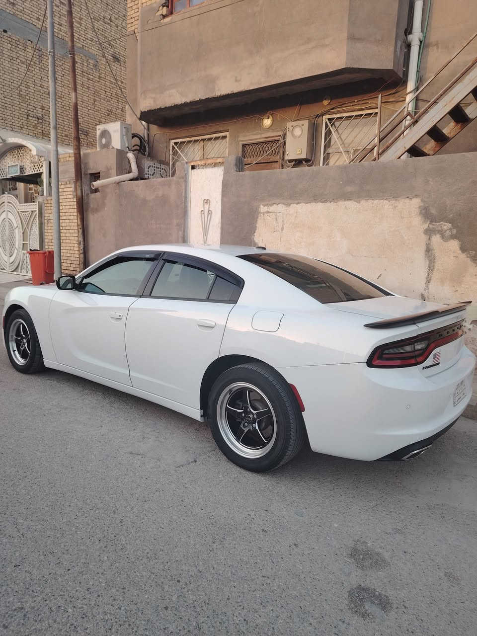 جارجر موديل 20 اصل رقم بغداد تحويل مباشر مكفولة كفالة عامة مواصفات /sxt بلاك توب علما السيارة جاهزة 100/100 السعر 240 ورقة  ***********
