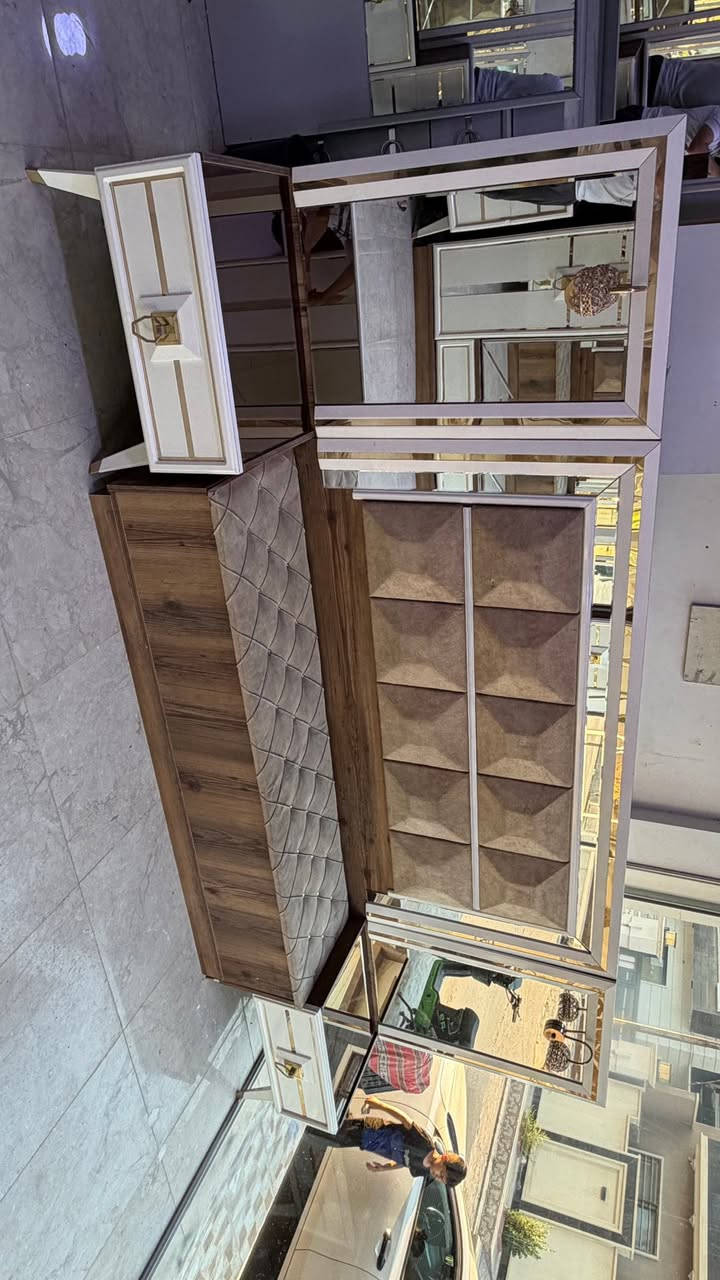 غرفه نوم ماركه لون جوزي مطخم ابيض 8قطع  خشب ثقيل السعر مع الشد والنقل 950 الف ***********// ***********
