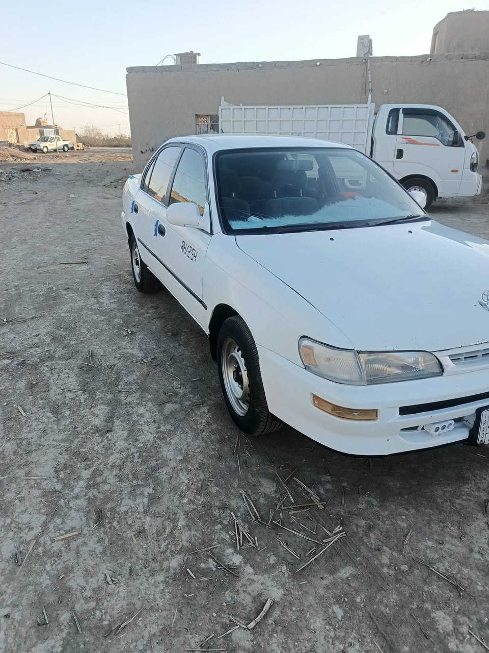 سلام عليكم البيع كورلا موديل ١٩٩٤
سياره مكفوله من ضربه وصبغ العام وكص ونقل حداديه تبريد محرك. كير حاويه تخم تاير 
سياره جاهزه رقم بغداد مشروع وطني مجدده ٢٨ تحويل مكلف بنشر ***********
