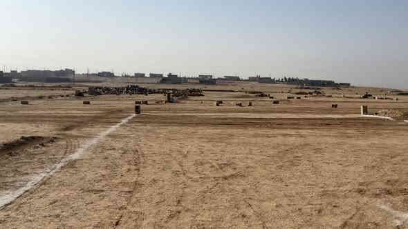 قطعة ارض للبيع زراعي مساحة 200 متر بالصيادة قرب الشقق صيادة مقابل مجمع بوابة كركوك سعرها 7ملايين بي مجال بسيط ماي وكهرباء يمك 
واجهه 10والعمق 20 م والشارع 10 امتار كدامه  سعرها 7 ملايين 
#ضمانات
 مدنية عشائر والورثة 
نسخة من المستمسكات البائع والعنوان البائع
للأستفسار ***********
