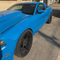 موستنك 2010 محدثه 2014 للبيع حادثها حلو كلش باب والجاملغ الامامي وسونا...