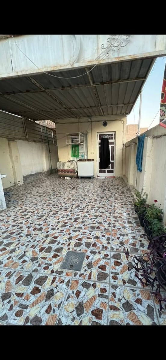 تنبيه بسبب الوعود الكاذبة اعادة النشر 🔴
السلام عليكم بيت للبيع مساحه 135 طابو ملك صرف صافي تحويل مباشر
يحتوي علي(غرفه +مطبخ حار وبارد + هول +استقبال + منور خلف البيت+ صحيات وحمام داخلي وخارجي) يحتوي كراج يتسع سياره 
السعر◀️ 125 وقابل للتفاوض! 
للاستفسار اكثر اتصال او مراسله واتس اب

*********** 
*********** 
الكل @إشارة

