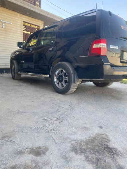 سلام عليكم
ني
مكلف بل نشر  ورعي سياره عنده مريض ومستعجل عل بيع
رعي سياره معنده فيس اوي تواصل فقط اتصل عله رقمه

‏‪***********‬‏

1/ سعر72وبيه مجال  
فورد اكسبدشن 2008
حدث جملغ خلفي بدون دواخل  بدون شواصي 
قطعتين صبغ 
كير ومحرك محور تاهو 5100كير1000
السياره منفوضه من صدر امامي خلفي كهربايات 
منضومه زنون 7راكب بتره 
السياره شغل ومشي معيزه اي شي 
اعيد
وكرر مكلف بل نشر وهاذ رقم رعيه‏
        /‪***********‬‏/

مكانه بغداد الزعفرانيه
