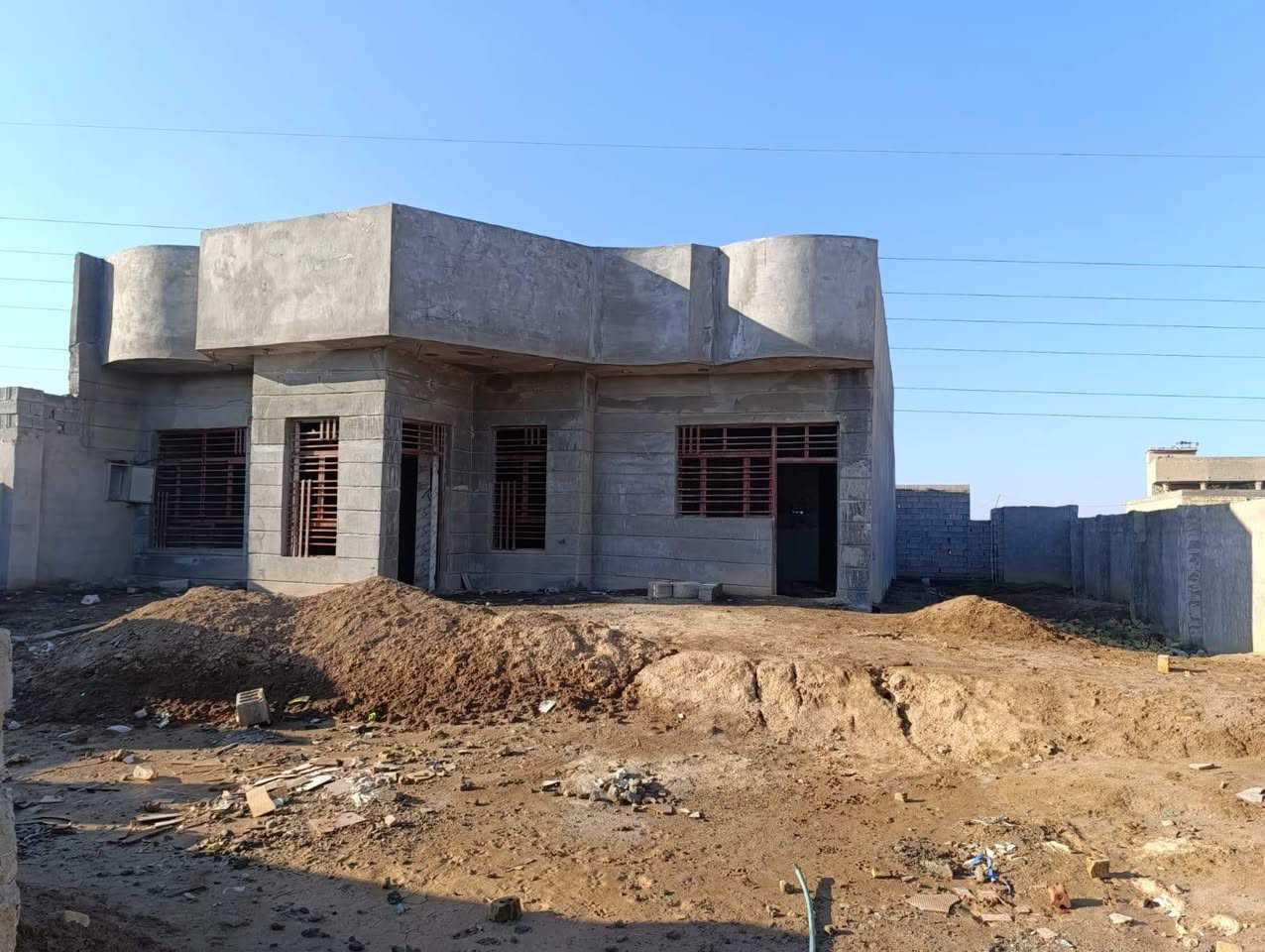 يا الله سلام عليكم / بيت البيع المساحه 600 متر يحتوي البيت علئ 3 غرف نوم /5×4 + صاله معيشه + مطبخ + استقبال + صاله ضيوف
موقع البيت خلف أسواق الحسين بدايت الخط الثاني يبعد عن شارع العام 150 متر الاستفسار النتصال علئ رقم *********** واتساب
***********
