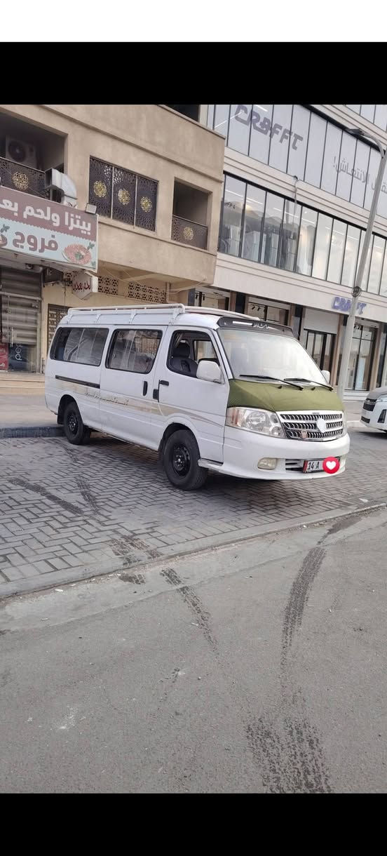 سلام عليكم مرخصت مدري الكروب كيه فتون مديل ٢٠٠٩ رقم انكليزي بسمي  بصره بسمي  مصفره هيه وقرامات سياره جاهزه مكينه ونجي كير عادي تخم تاير السعر ٥٣ وبيها مجال عنون بصره قبله  الاستفسار ***********
