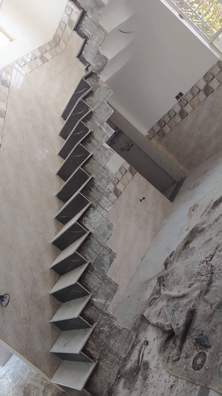 سلام عليكم خلفه سراميك ليزر هزاز كبان شغل درجه أوله سراميك كاشي مرمر لوح بورسلين ارضي جداري بسعار مناسبه ناصريه مركز متواجد خاص واتساب ***********
