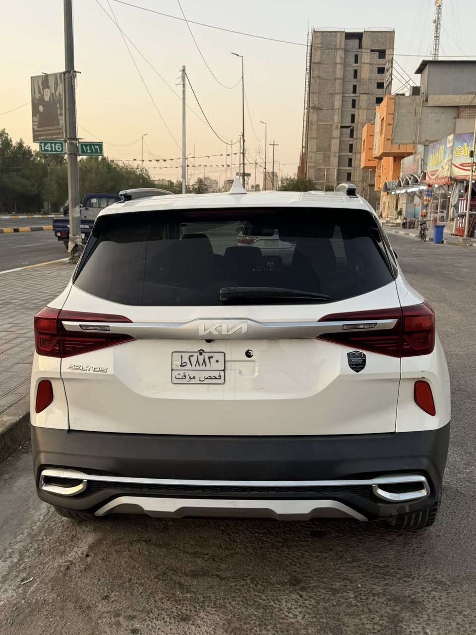 السلام عليكم 
للبيع سلتوز 23 دخول جديد بدون رقم 
ماشيه  ٤٠m
مواصفات السياره
بصمه
شاشه كبيره 
كشنات جلد 
كشنات كهرباء 
كشنات تدفئه 
تبريد قطعتين 
ويل كب كروم 
قياده ذاتيه
تحكم ستيرن 
تشغيل عن بعد 
اشاير بل مري 
رادارات 
حادث السياره دعاميه اماميه وبارد كلش بسيط بمقدمه البنيد سياره جاهزه من كلشي
سعر ١٥٥مجال بسيط جدا 
مكان السياره كربلاء لتواصل والاستفسار 
رقم الهاتف ***********
