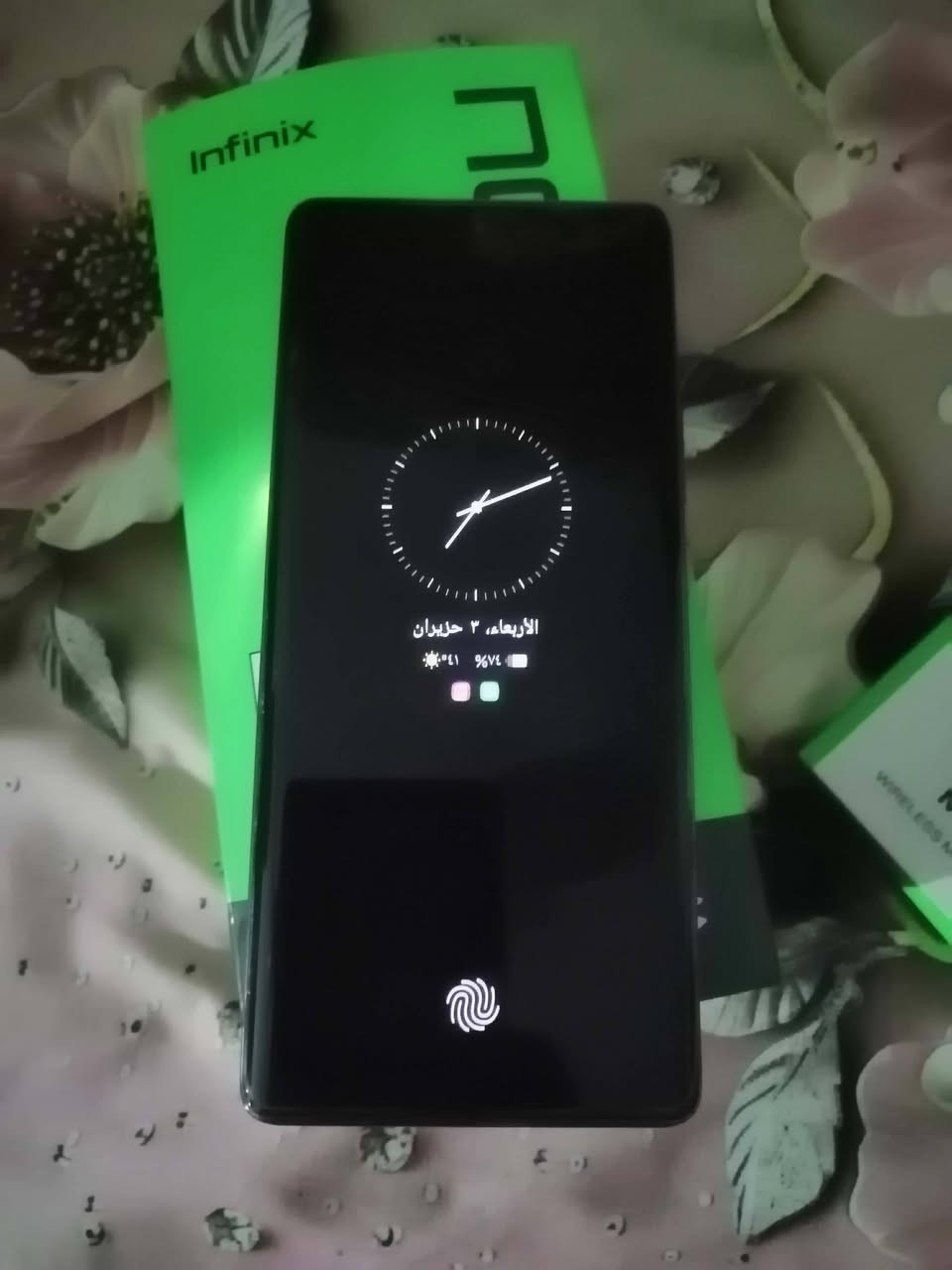 السلام عليكم
انفنكس نوت ٤٠برو 
ذاكره ٢٥٦
رام ٢٤ 
شحن ٧٠ واط واير لس ٢٠ 
بطاريه ٥ الاف
دبل سماعه من jBl
كامره ١٠٨ ميغا 
تردد شاشه ١٢٠ هرتز  

كامل ملحقات مكفول من الزلغ استخدام بيت  ملحقات مالته بلكارتون مامفتوحات

(مجرد ثلم صغير اباب مال الخط بيدي من طلعت الخط ماماثر ولو بنسبة ١٪) 

السعر ٢٥٠ بي مجال حك جيتك
المكان النجف الاشرف خلف ملعب النجف 
تواصل واتساب ***********
