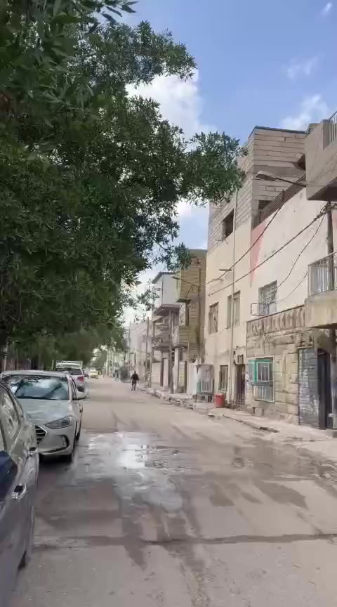 بسمي حصرا
البيت للبيع مستعجله
بغداد مدينه الصدر قطاع 7
المساحه 72متر طابو صرف عرض الشارع 12
خلف مستشفئ الحساسيه وخلف مديريه مرور مدينه الصدر
ثلاث طوابق
الطابق الاول يحتوي على استقبال 6*4+وغرفه 4*4
الطابق الثاني غرفتين نوم 
الطابق الثالث غرفه نوم 
تفاصيل اكثر إتصال برقم 
رقم بي واتساب ***********
