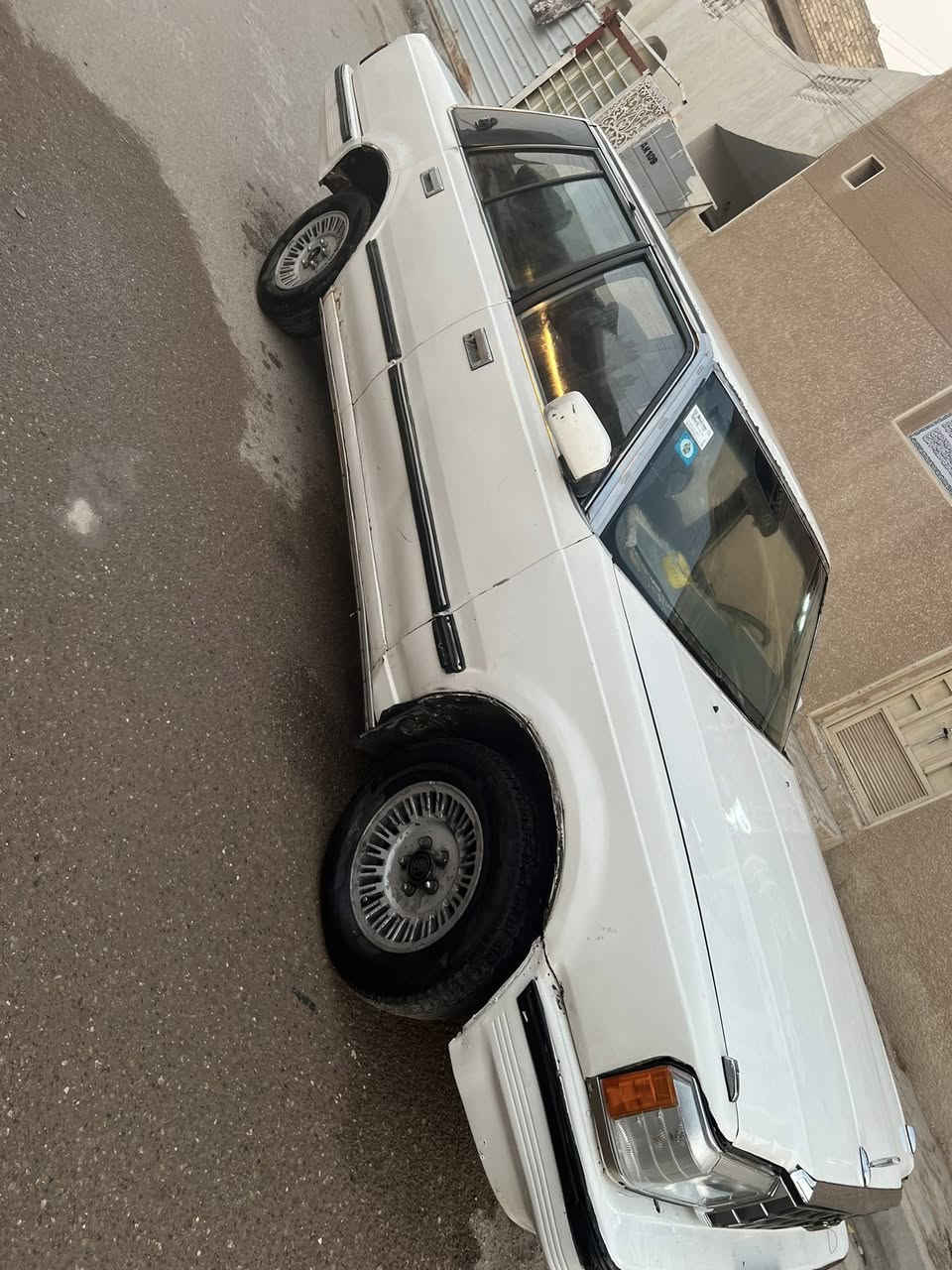 سلام عليكم سوبر 84 للبيع رقم مميز أنبار  4010 تحويل ثاني يوم سياره خير من الله مكينه وكير  بطه 2500  جدد مكان سياره بغداد بياع سعر 50 وبيه مجال    ***********
