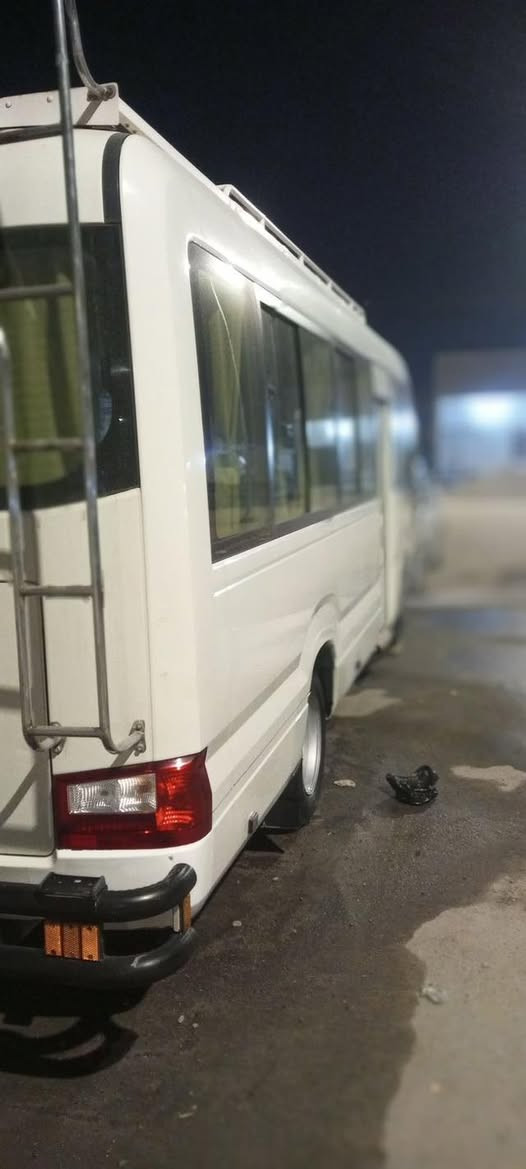 السلام عليكم  كوستر  موديل  17 كفالة  عامه مامشتغله خط جديده على وضع الشركه تخم تاير برجستون   السعر 415 العنوان البصرة  للاستفسار  الاتصال  برقم ‭+964 772 161 0444‬  ممتواجد على نت مكلف ب نشر
