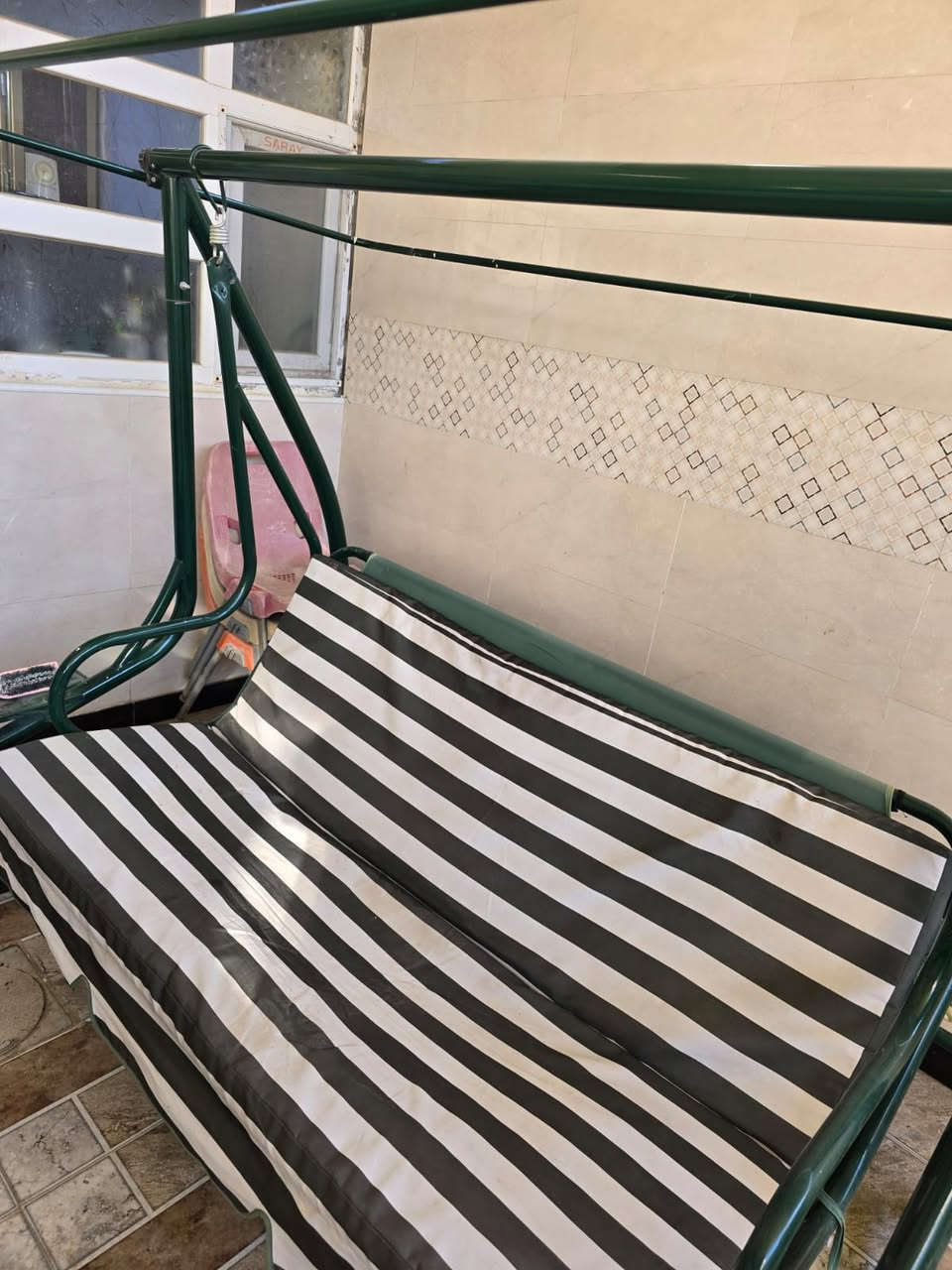 مرجوحه نضيفه مابيها ضرر والمظله مالتها موجودة 
مكاني الديوانيه


**إذا كنت صاحب هذا الإعلان وتريد حذفه لأي سبب، رجاءا أرسل رسالة إلى الدعم الفني**