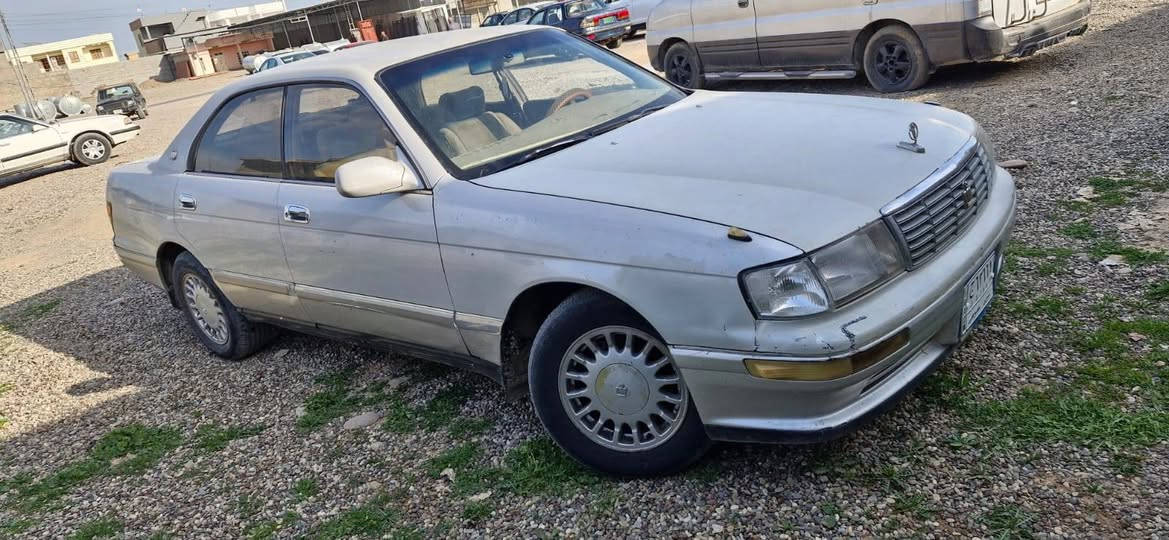 السلام عليكم 
تويوتا بطة موديل 1995 رقم نينوى الماني 
شرط التحويل 
گير ومحرك شرط 
طخم تايرات وحدادية جديد 
داخلها نظيف حيل 
السيارة جاهزة ماتحتاج مصرف 
السعر 50$ وبيها مجال بسيط 
للاستفسار ***********
