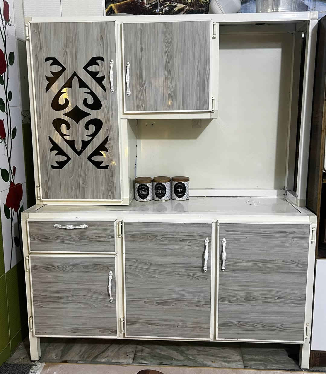 كاونتر متر ونص  المنيوم سوگي جاهز السعر 175 الف
كاونتر سنك متر وربع المنيوم تسگام السعر 125 الف
وبيهن مجال بسيط


**إذا كنت صاحب هذا الإعلان وتريد حذفه لأي سبب، رجاءا أرسل رسالة إلى الدعم الفني**