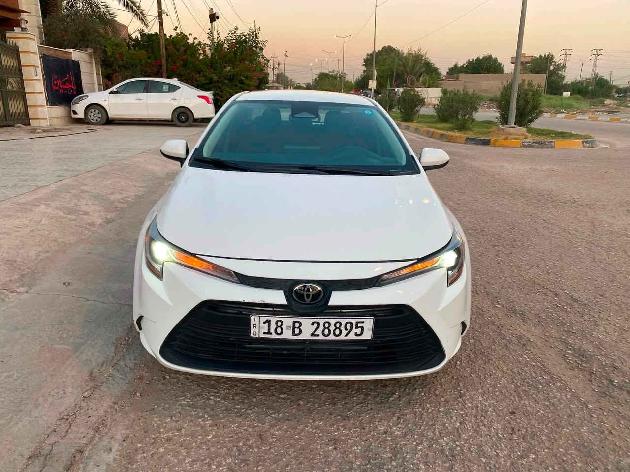 السلام عليكم للبيع كورلا موديل 2024 ماشيه 8 الف دخول جديد شهداء مرقم بابل حادث كما موضح بلصوره جاملغ وبند نفسهن مصبوغات كما موضح بلسونار 
مواصفات السياره Le 
شاشه كبيره
تحكم جهتين 
سايد بريك دكمه كهرباء
تحديد مسار 
رادار امامي 
بيع فقط بدون مراوس مكاني بابل 
للاستفسار 
***********
