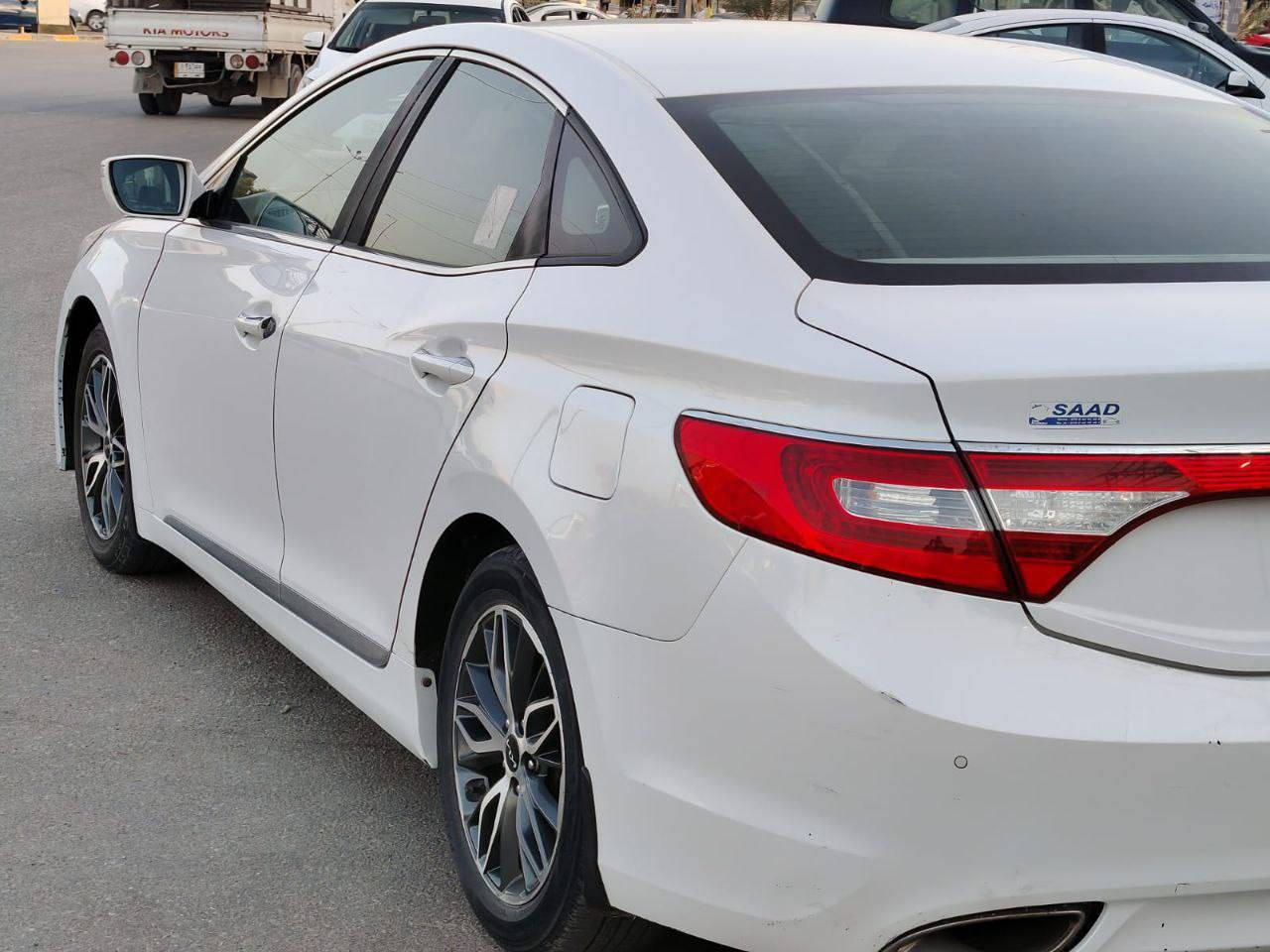 سلام عليكم ورحمة
للبيع فقط هونداي ازيرا خليجي موديل 2015 رقم أربيل وكاله تحويل كله مضمون بسم شركه السياره جاهزه على اخر حبايه تراي زيرو مكينه ما مفتوحه فول عدة الفتحه بصمه تحكم ستيرن تبريد خلفي امامي بردات سلايت ويل 18 شاشه وكامره وحساس خلفي امامي مواصفات عاليه مكفوله ما عده طرف البنيد يم اللايت والباقي كفاله مكان السيارة نجف السعر 108 وبيها مجال فليل بيها غرامات 3اوراق ينزلن من السعر الرقم ***********
