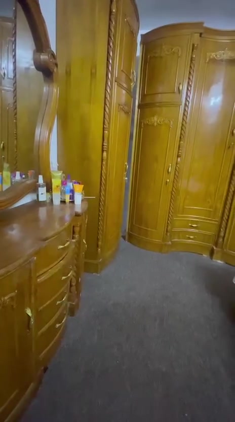 السلام عليكم ، مكلفة بالنشر 
غرفة نوم نفرين كاملة للبيع نظيفة جدا صاج عراقية 
بيع لسبب التحويل سعر البيع مليون ونص


**إذا كنت صاحب هذا الإعلان وتريد حذفه لأي سبب، رجاءا أرسل رسالة إلى الدعم الفني**
