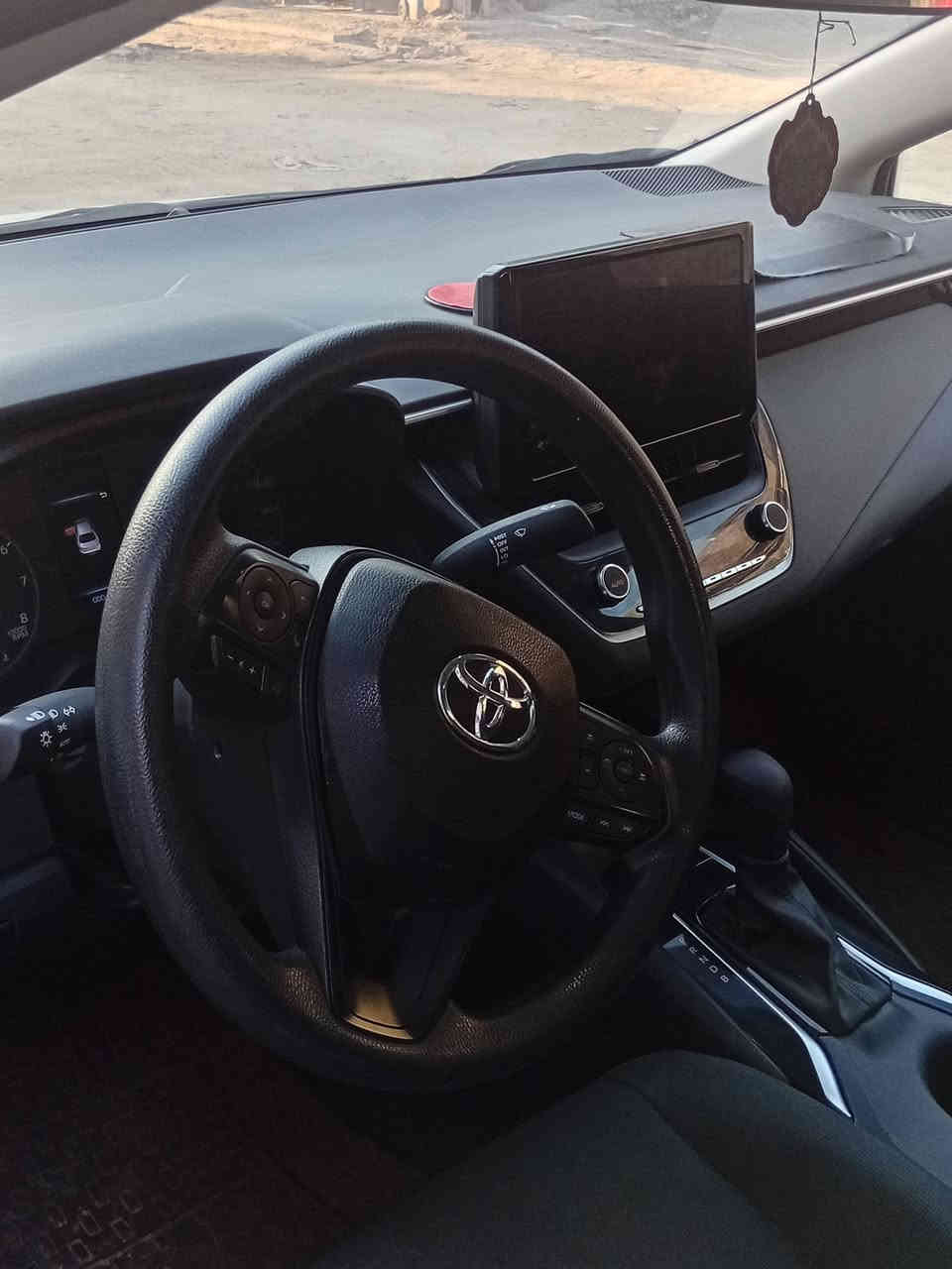 كورلا 2024 وارد امريكي
سياره نضيفه مواصفاتها معروفه
حادث موضح بل صور قطعه وحده صبغ فقط 
بدون لغد بدون شاصي 
سعر 150
مكاني بغداد الشعب
رقمي ***********
