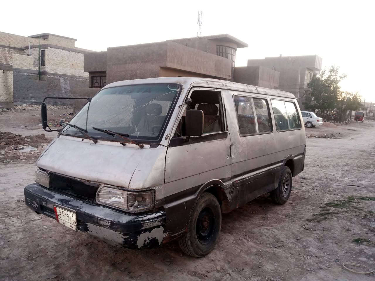 السلام عليكم كيا بستا 94 محرك 3000 خيط تبخير قليل كير اكسل شواصي مكفولات صدر جديد مشط بور جديد تخم تاير باتري جديد السياره شايله نفسه وخير من الله من ايدك الشارع السياره ابيع بدون راعي اكفلك سرقه وعشاير واسويلك مكاتبه سنويه عضم عاج السعر 17 وبيه مجال عنواني بغداد الشعله ***********
