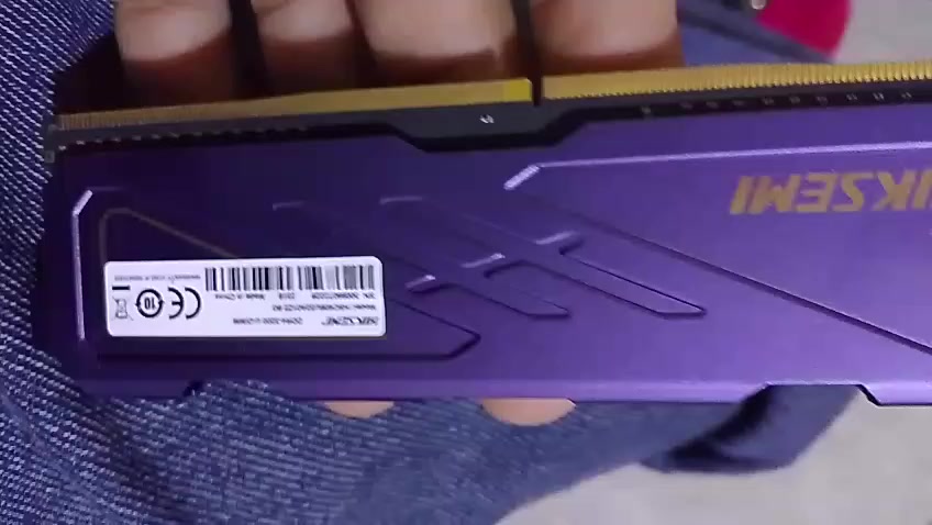 للبيع رامات  8+8 جديد وفان لوك من amd وقاعده فان
الرامات على 35 الواحد وتوصيل موجود
والفان ب 7 ويه القاعده


**إذا كنت صاحب هذا الإعلان وتريد حذفه لأي سبب، رجاءا أرسل رسالة إلى الدعم الفني**