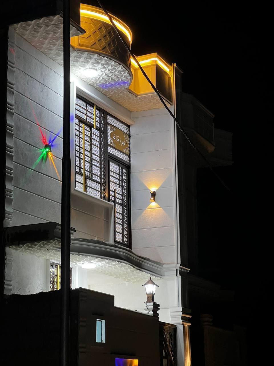 دار للبيع ملحق الاخلاص 50م طابق ونص بلوك سعر 50 مليون قفل ***********
