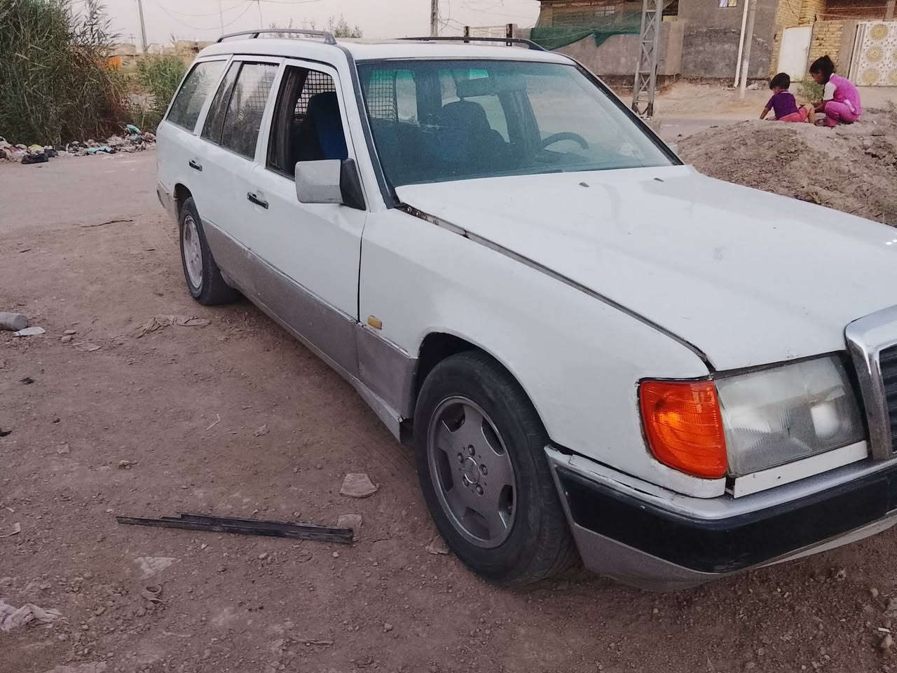 السلام عليكم البيع مرسدس سليشن رقم نجف تحويل مباشر مكينه وكير بطه جديدات حداده جديده كهربيات شغاله السياره جاهزه مابيه نقص سنويه عضم عاج مجدده السعر 28ورقه مكان السياره الدوانيه قضاه الشاميه رقم الموبايل ***********
