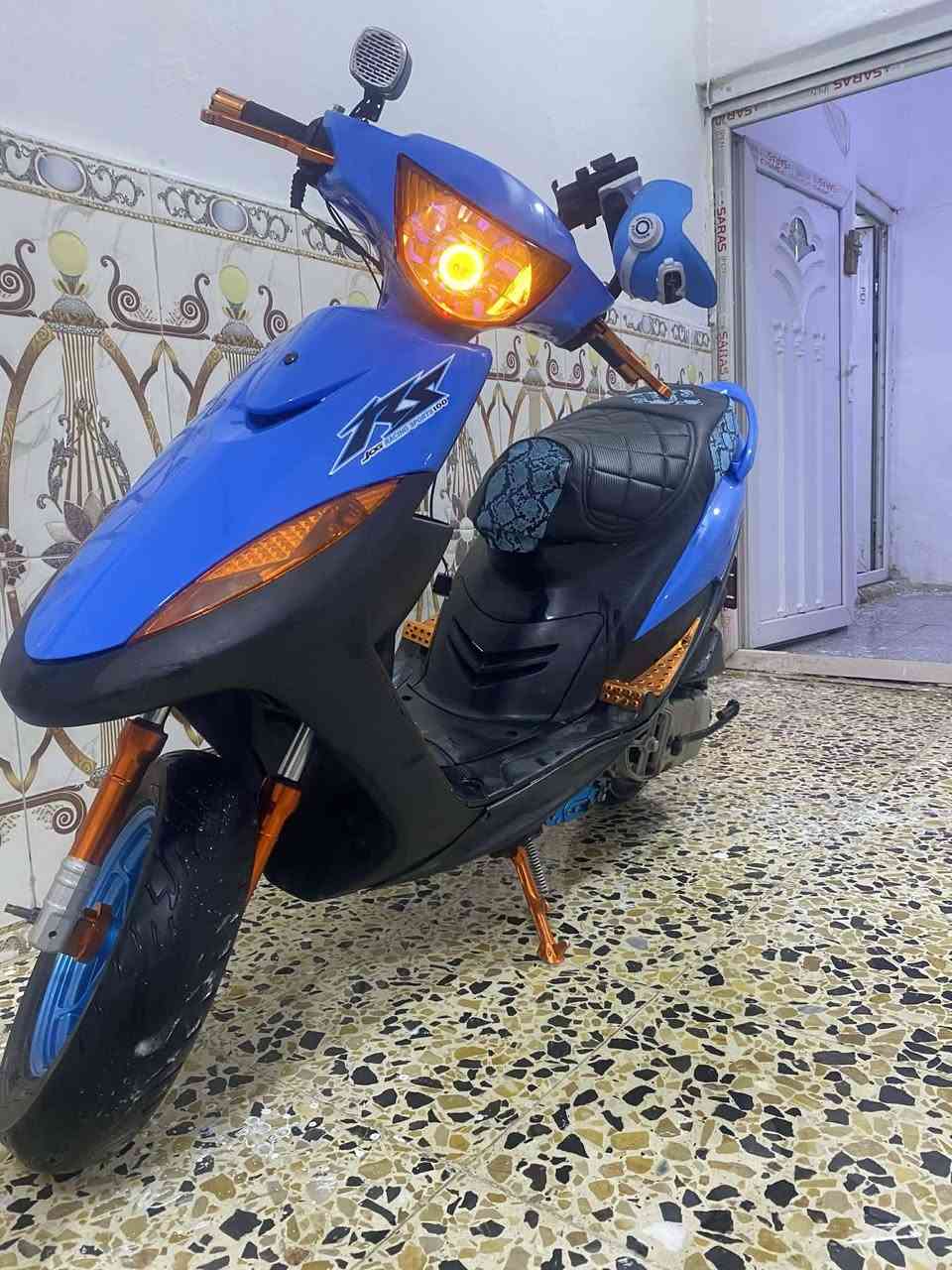 سلام عليكم دراجه عدله لبيع ختم واحد وراق دراجه مزوعه تزويد ب 700 وبيه مجال رقم*********** 
يدات بريك NCy
مقابض Z
قبق جوزه
اشاير مال اربعه
شوته مال اربعه
صدر مشمي
دبل خلفي مشمي
قاعده رقم
شيال سمائي
ستان مشمي
دوسات
بك لايت مال اربعه
قطره دهن
قبق فلاوين
صالنصه BF
دوشمه كشن
بشاره
وياله مشيف
