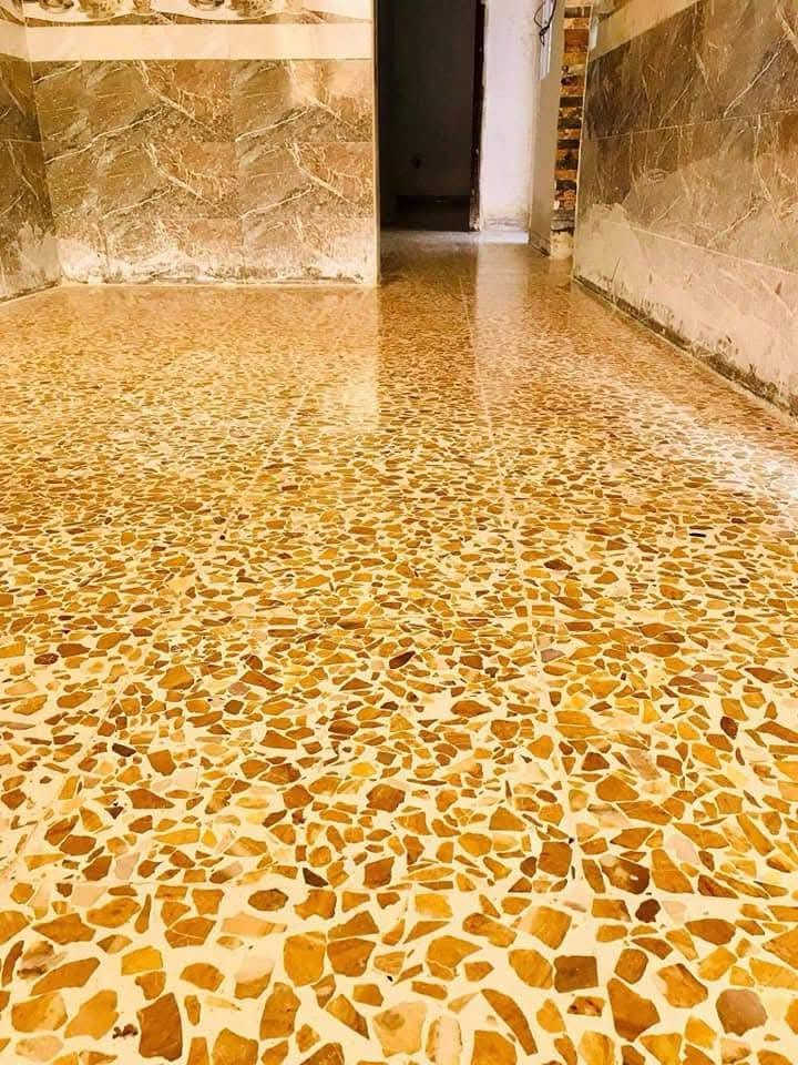 السلام عليكم مستعدون لجلي كافة أنواع المرمر والكاشي والصبه ودرج البايات والازاره للإستفساريرجى الاتصال على الرقم ***********او ***********
