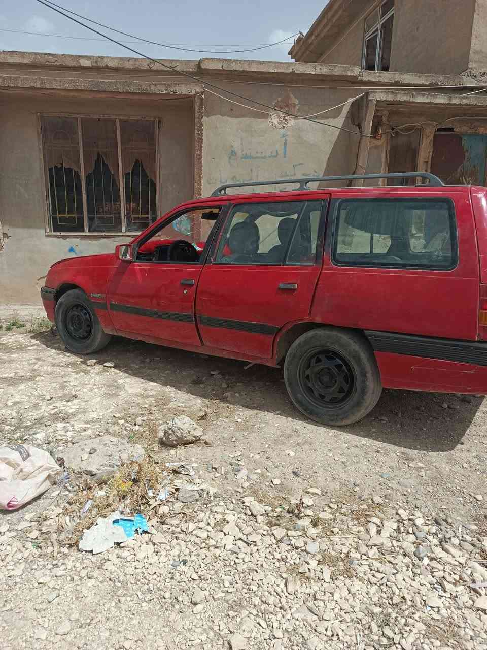 اوبل كاديت للبيع موديل 1991
رقم اخضر بيها كابون بانزين محرك وگير شرط السعر 18 ورقة وبيها مجال عنواني تلعفر الكسك 
***********
