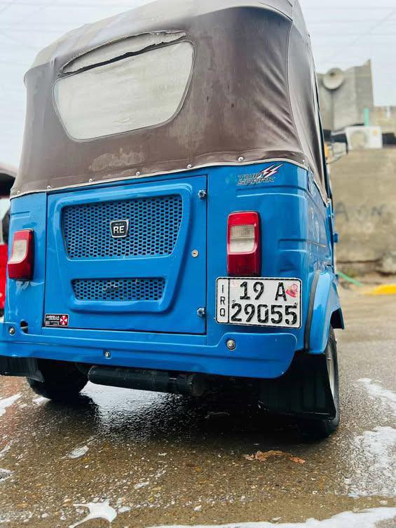 سلام عليكم من رخصه صاحب الكروب تكتك ٢٢ شهر ١١مضلع ٢٣ماشيه ٢٣بيها لغود ثنين وباقي كله كفاله لا تنقيص لا تبخير بغداد حسينية الراشدية التواصل واتساب ***********
