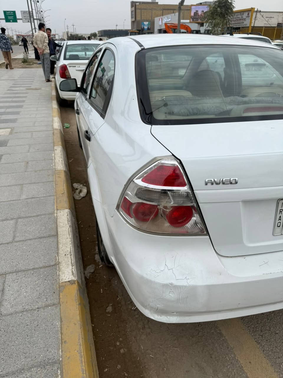 سياره افيو للبيع موديل ٢٠١٤ مال جناي كير ومحرك ١٦٠٠  رقم التلفون *********** السعر ٦٨ بيع مستعجل
