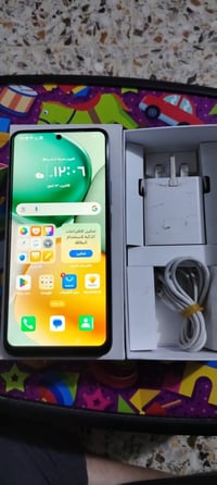 جهاز  للبيع  HONOR  X7C  جهاز نضيف جداً جداً جهاز كامل ملحقات  ذاكره ا...