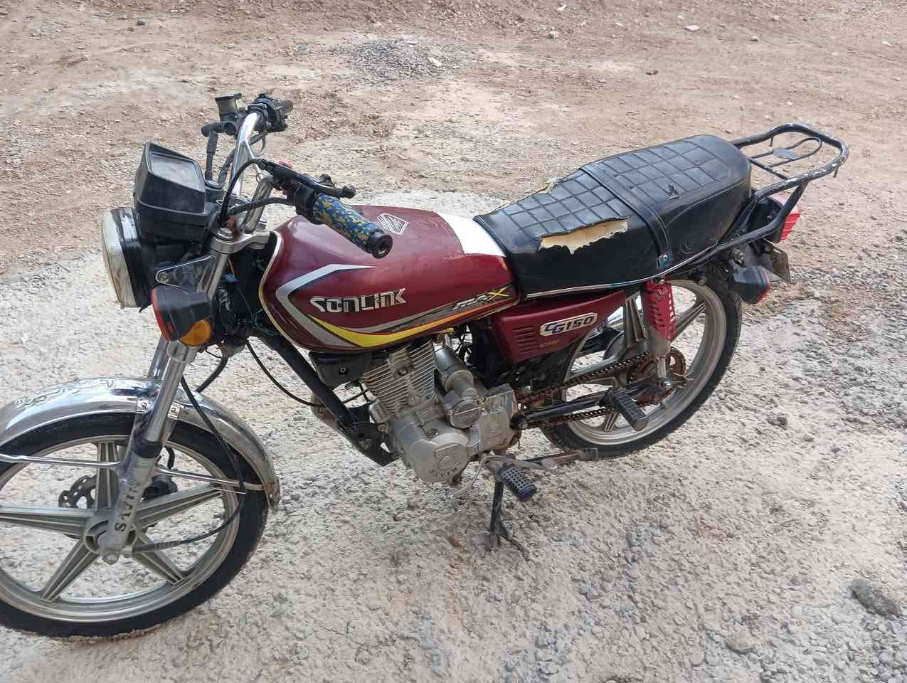 لبيع موطور نضيف موديل 21 منفيس شراي تصال مكاني لرمادي لحوز *********** سعر خاص
