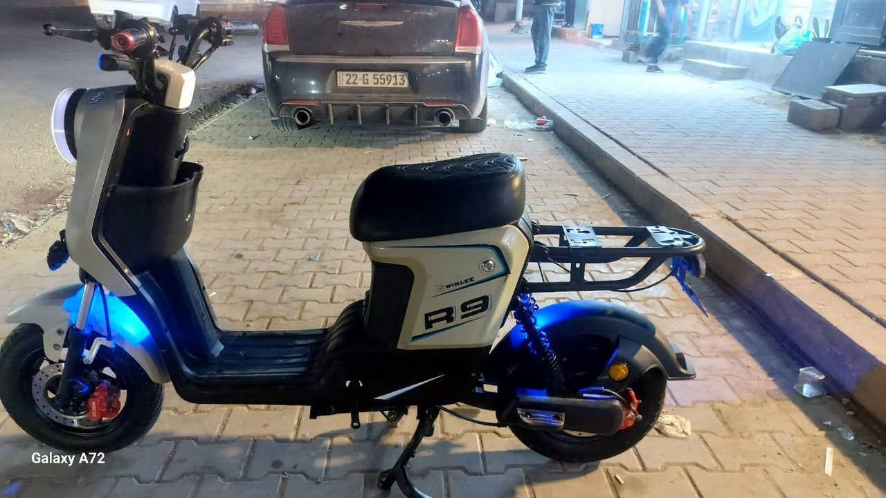 ​🏍️ للبيع: Yamaha R9 .. هيبة وفخامة 👑
لعشاق التميز، الوحش R9 بحالة الوكالة. دراجة تجمع بين التكنولوجيا المتطورة والقوة الانفجارية.
​المحرك: CP3 الأسطوري (890cc) - عزم وشراسة.
​التكنولوجيا: شاشة TFT، نظام Quick Shifter، وفول إلكترونيات.
​الملحقات: المفتاح الأصلي + كارت الملكية (كاملة وجاهزة).
​"مو بس دراجة، قطعة فنية تخطف الأنظار بكل شارع."
​📍 المكان: [النجف الاشرف حي المكرمة ]
📞 للتواصل: [***********]
السعر 310 وبيها مجال للشراي !!!!
