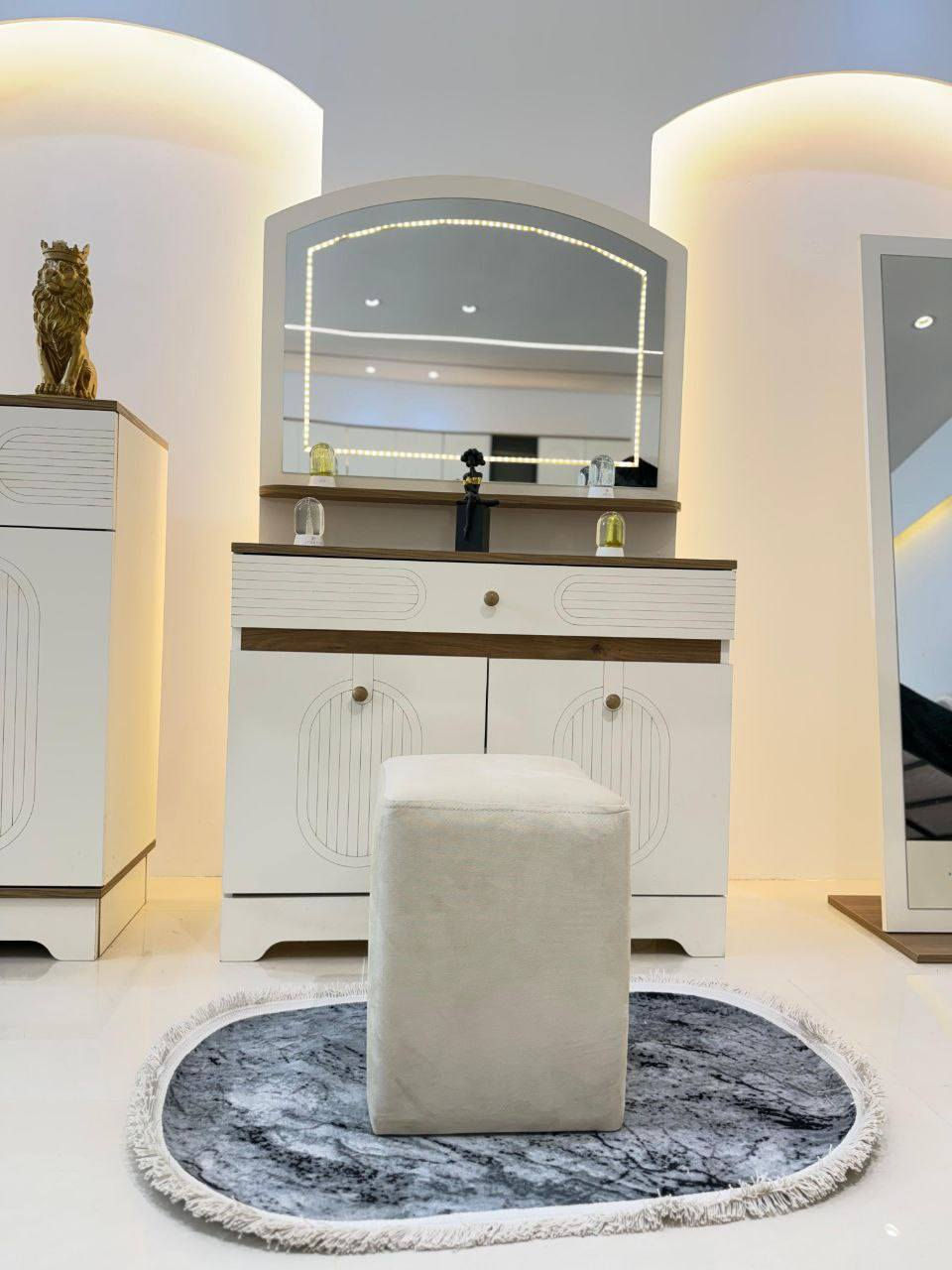 تم وصول
موديل لامين
*9قطع* 
تصميم شركة اسد الميزان
راس السرير ستافور✅
قماش خاولي✅
برغي  وجوي حديد✅
سرير دبل جك✅
كنتور رفوف✅
♦️كنتور 3متر
♦️ كومدي عدد2
♦️سرير200 سم*180سم
♦️ميز تواليت متر   
السعر مليون ٢٠٠ الف دينار عراقي 🇮🇶


**إذا كنت صاحب هذا الإعلان وتريد حذفه لأي سبب، رجاءا أرسل رسالة إلى الدعم الفني**