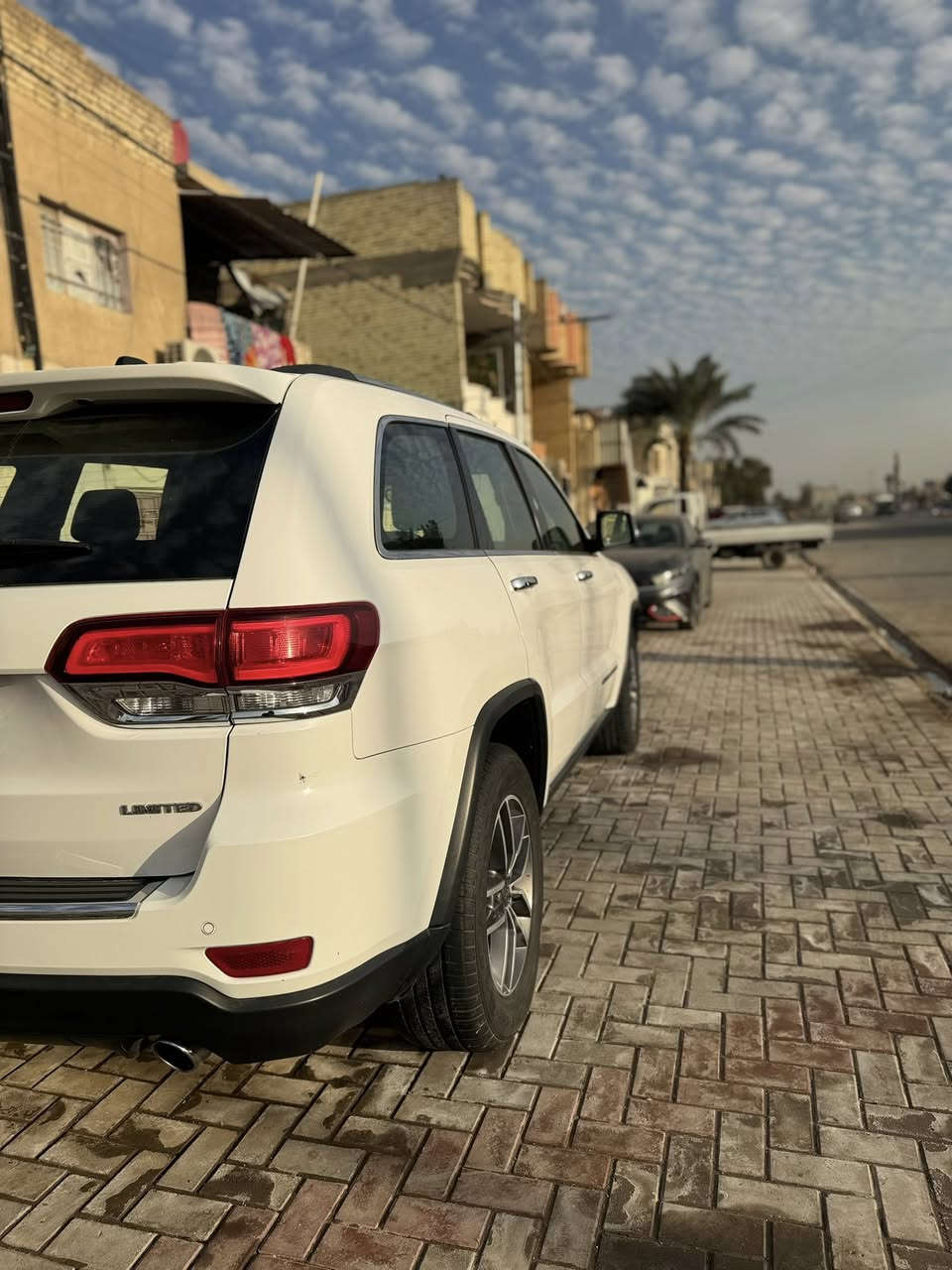 سلام عليكم
جيب شيروكي 2020
فول موصفات
ماعده فور ويل
فتحه
شاشه جبيره
كشنات جلد + كهرباء + تدفئه تبريد
ستيرن تدفئه
خزن مقعد
صندوق كهرباء
تخم تاير جديد
الحادث موضح بالصور دعاميه نفسه راجعه فقط بنيد مبدل
مكان بغداد
***********
