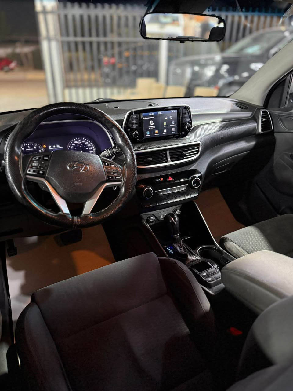 هونداي توكسان موديل 2019  شاشه حساس رادار محرك 2000 سياره حلوه بيها 3 قطع صبغ بدون دواخل وارد امريكي ماشيه 115 عنواني بغداد الكاظميه قرب مرور الكاظميه  السعر 145$. *********** بغداد, العراق
