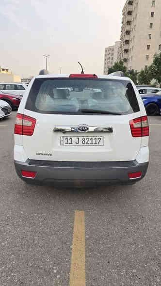 تحيه طيبه 
للبيع موهافي 2010 وارد خليجي رقم بغداد بأسمي السياره فول عدا البصمه كراسي كهرباء وذاكره فتحه سقف فور ويل جنطه شفط تبريد منفصل ثلاث قطع لايتات زينون بلادي مري شفط قلاب عند الرجوع تخم تاير جديد وصدر جديد 
تبريد ثلج منظومه جديده 
السياره بدون صبغ فقط بالداير مال جاملغ الخلفي جزه منه مصبوغ 
مكاني بغداد السعر 134 ورقه 
 للتواصل اتصال على الرقم *********** بغداد
