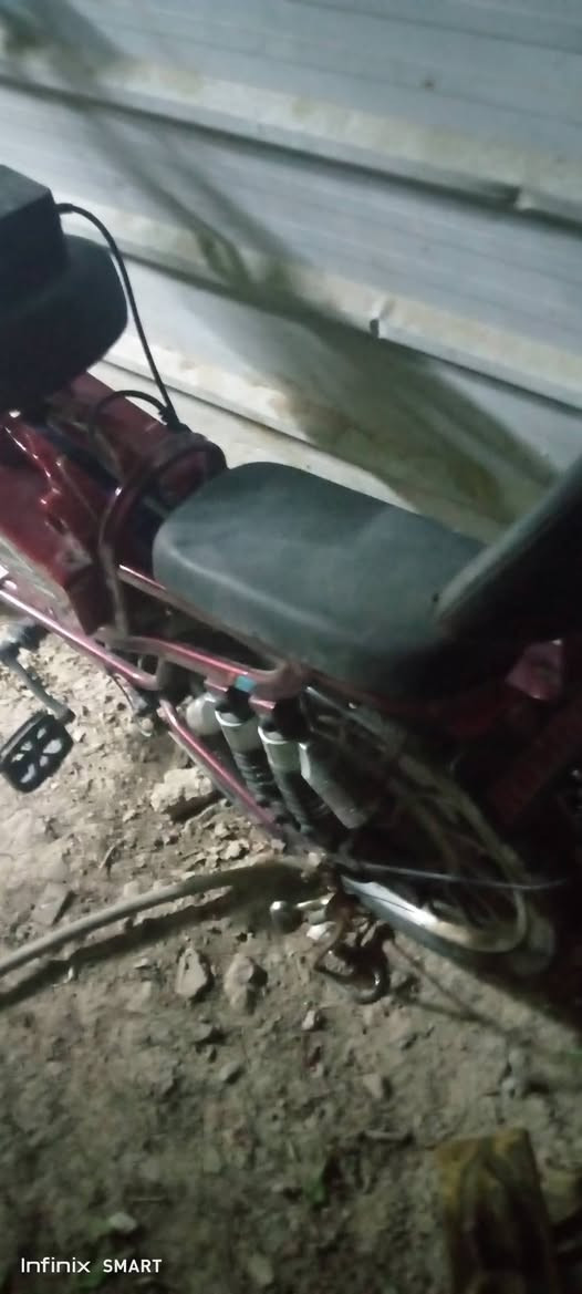 سلام عليكم عندي دراجة شحن نطصه شاشه السعر 150بيه مجال لاستفسار ***********
